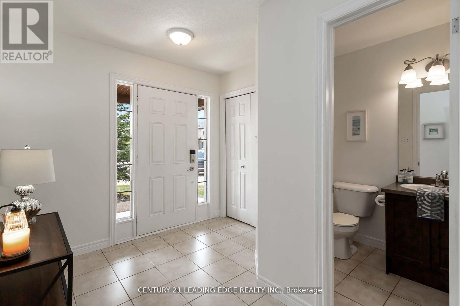 1171 Fogerty Street, London North, Ontario  N5X 4P3 - Photo 8 - X12575012