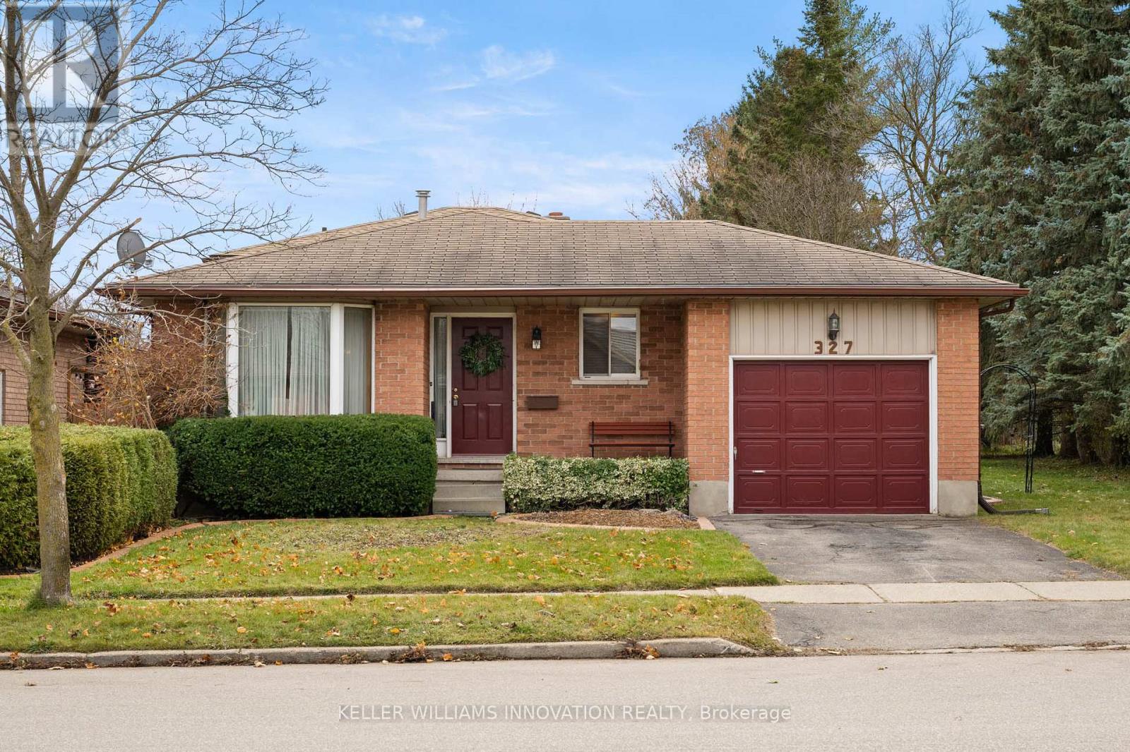 327 CONSERVATION DRIVE, Waterloo, Ontario