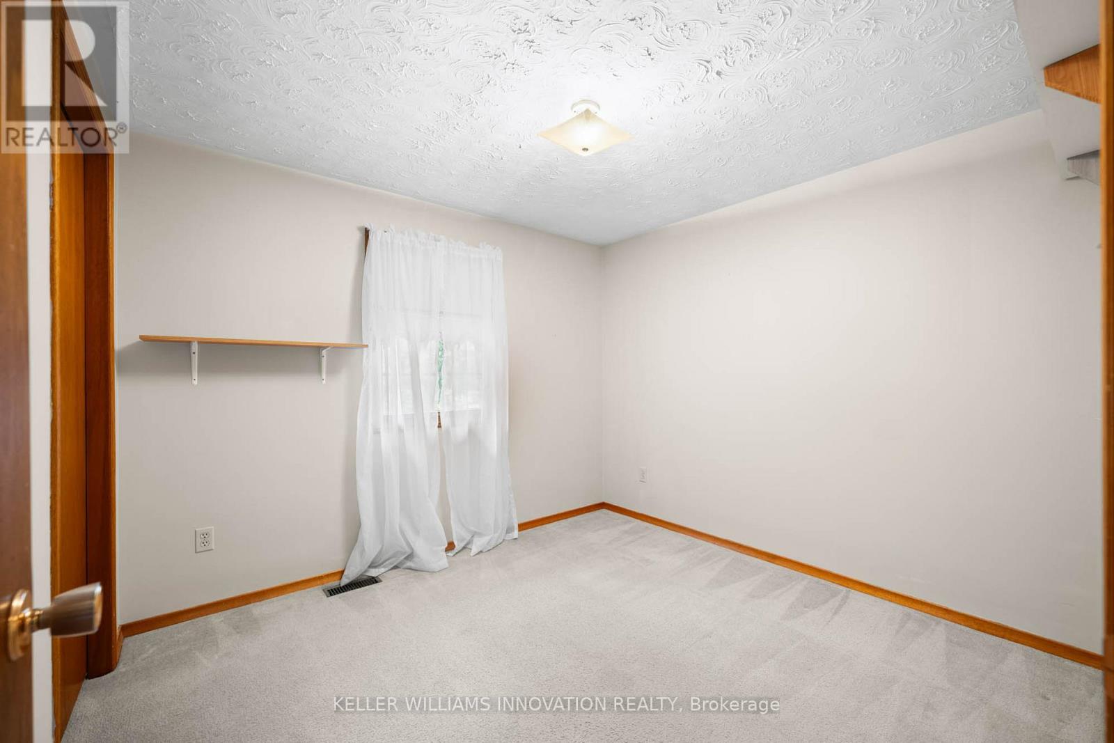 327 Conservation Drive, Waterloo, Ontario N2V 1V3 - Photo 16 - X12575050