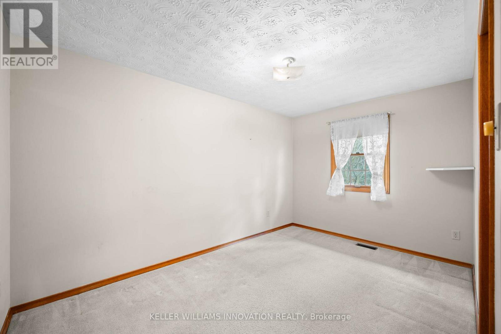 327 Conservation Drive, Waterloo, Ontario N2V 1V3 - Photo 17 - X12575050