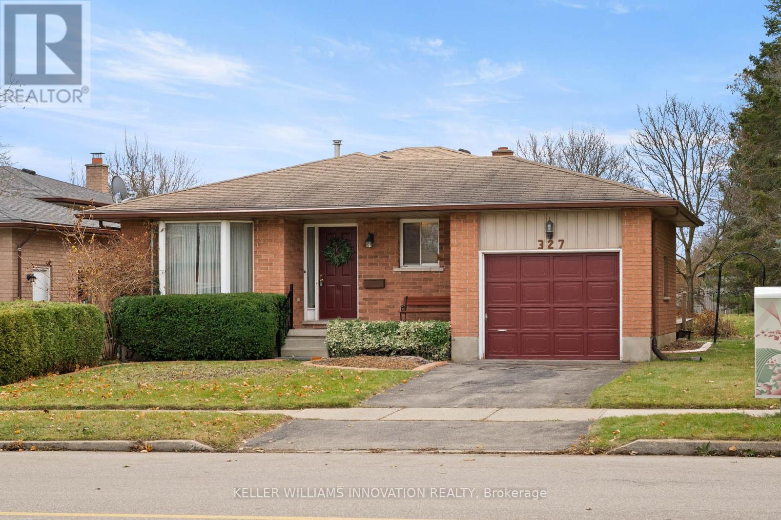 327 Conservation Drive, Waterloo, Ontario N2V 1V3 - Photo 2 - X12575050