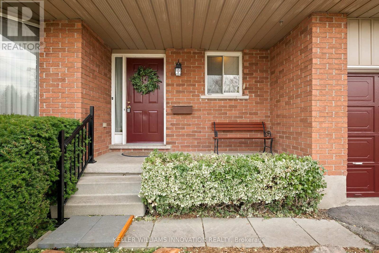 327 Conservation Drive, Waterloo, Ontario N2V 1V3 - Photo 4 - X12575050