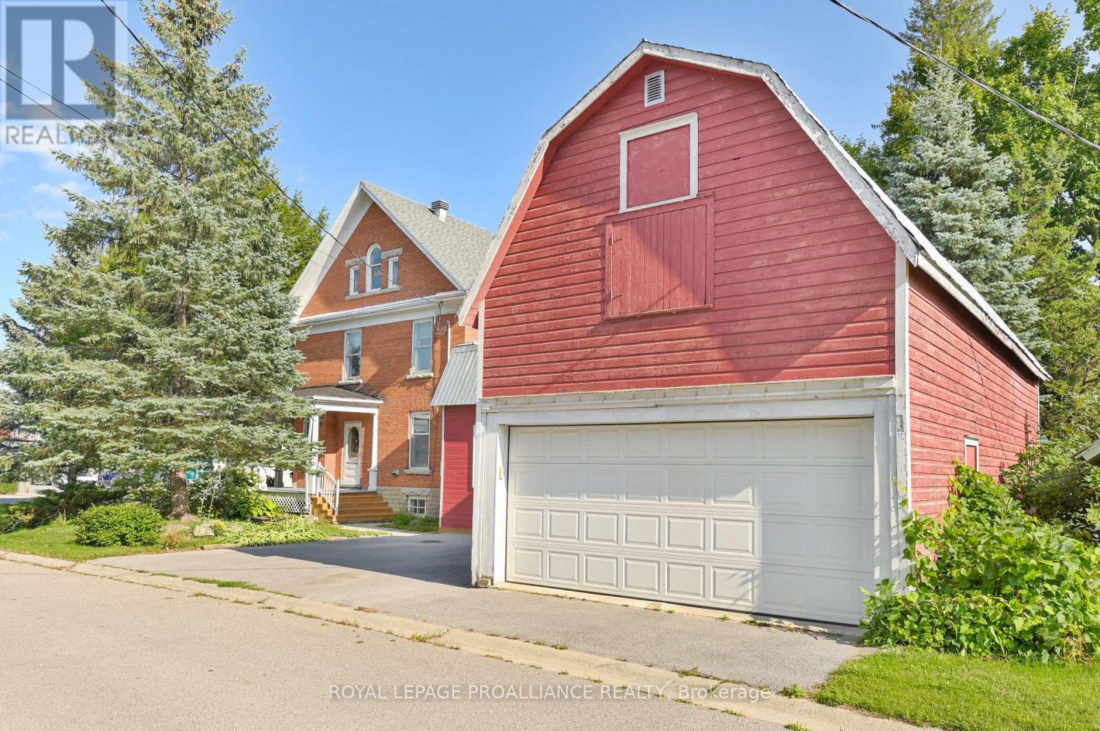 262 Metcalf Street, Tweed, Ontario K0K 3J0 - Photo 33 - X12392235