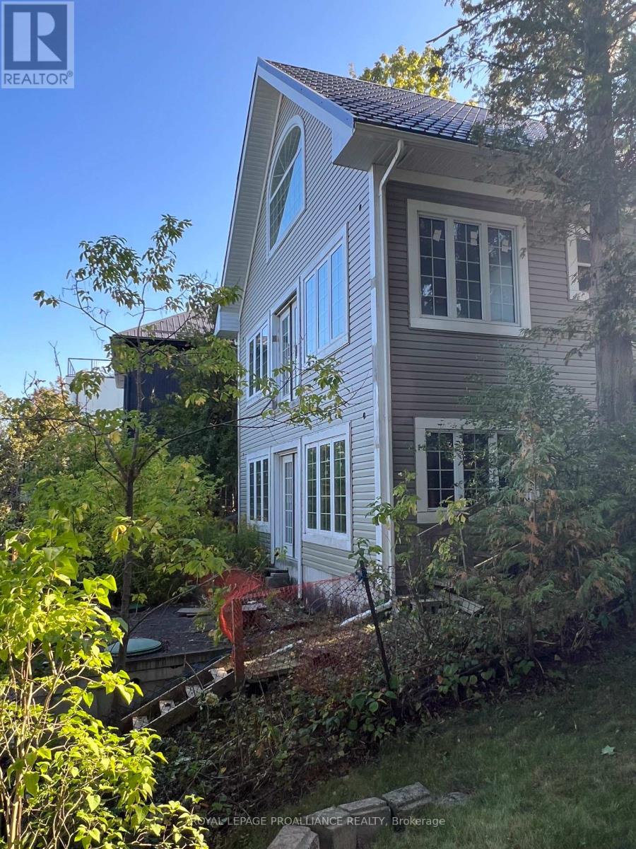 410 - 5427 Young Street, Hamilton Township, Ontario  K0K 2H0 - Photo 3 - X12574854