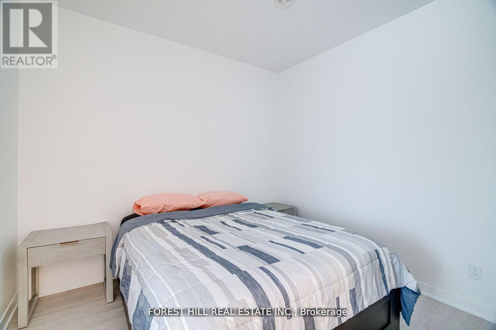 209 - 185 Alberta Avenue, Toronto, Ontario  M6C 0A5 - Photo 4 - C12575128