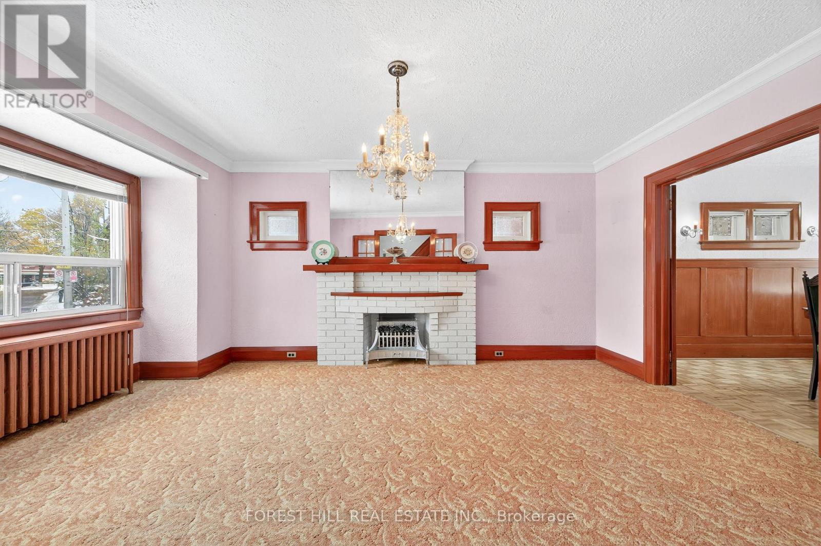 11 Heydon Park Road, Toronto, Ontario  M6J 2C7 - Photo 4 - C12575156