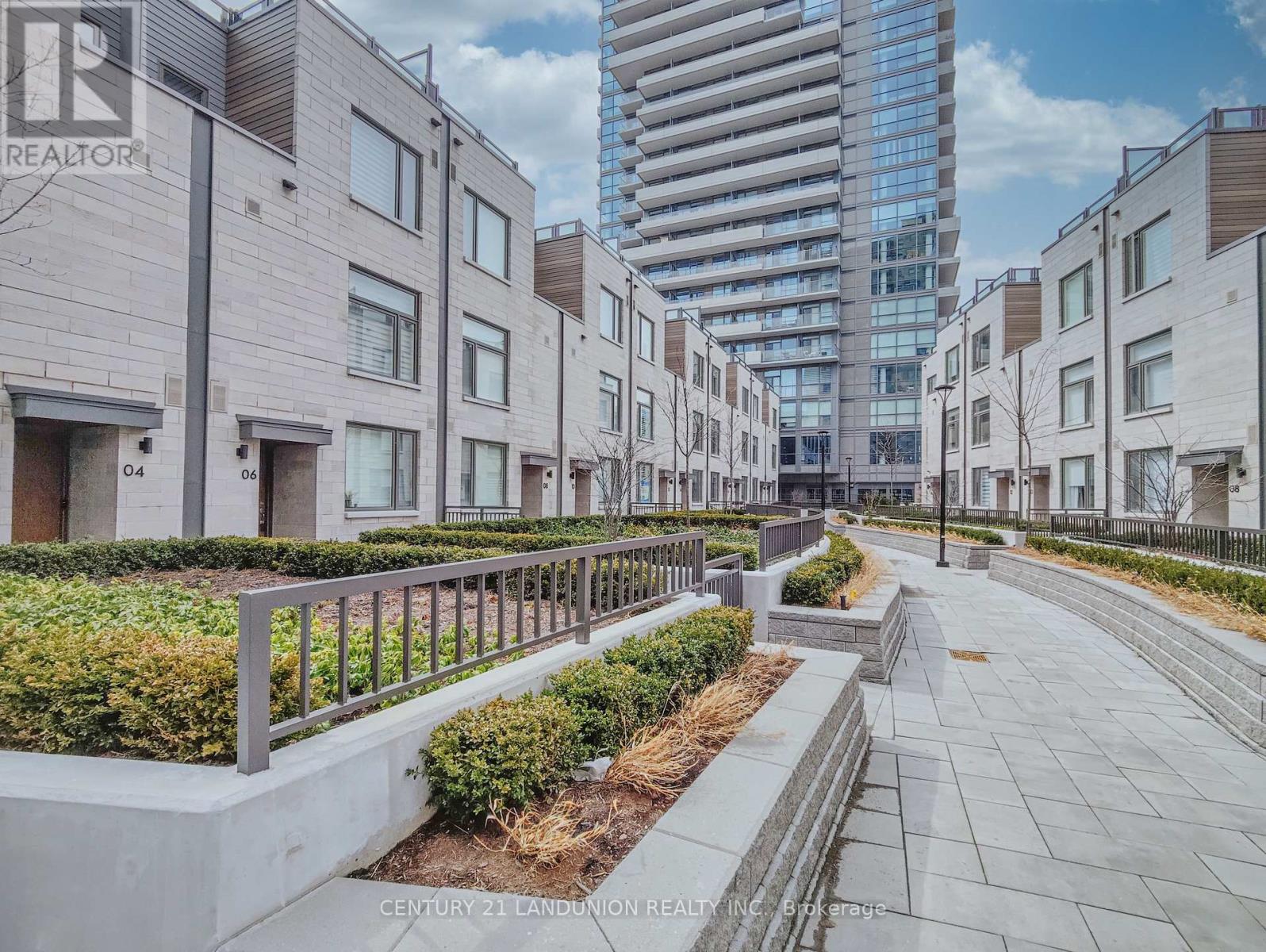 14 - 270 DAVENPORT ROAD, Toronto, Ontario