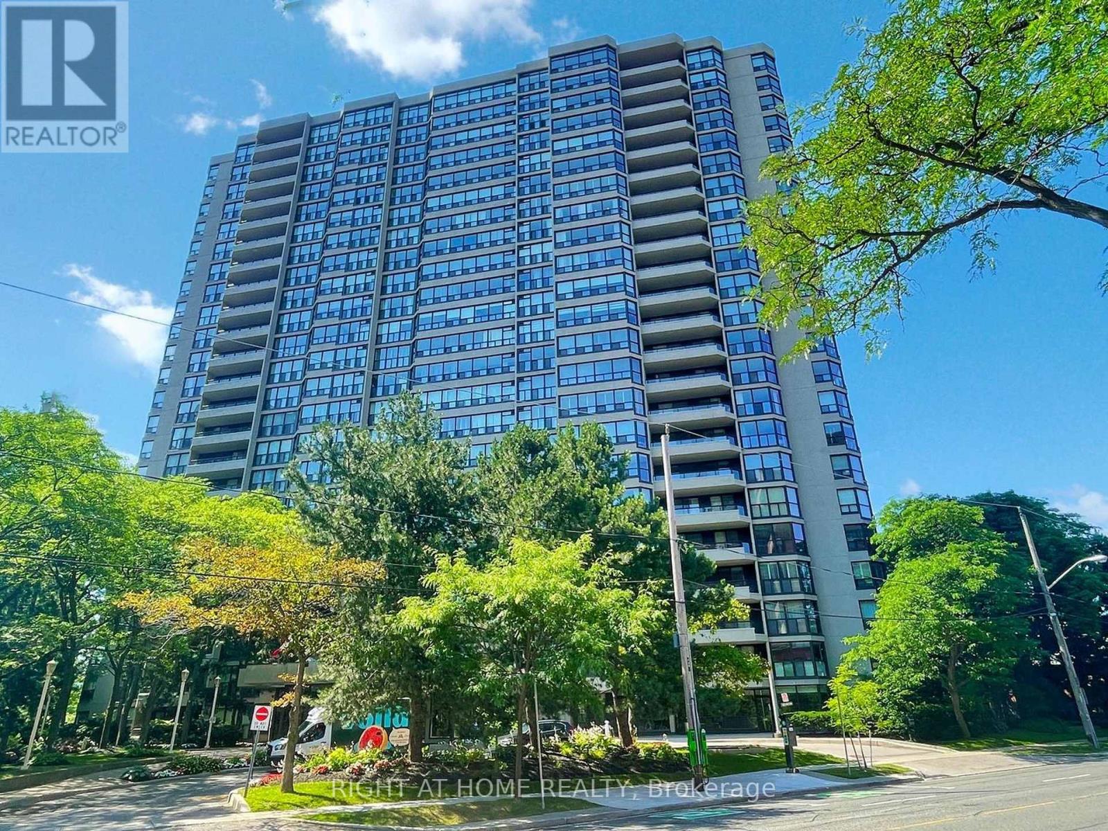 606 - 33 ELMHURST AVENUE, Toronto, Ontario