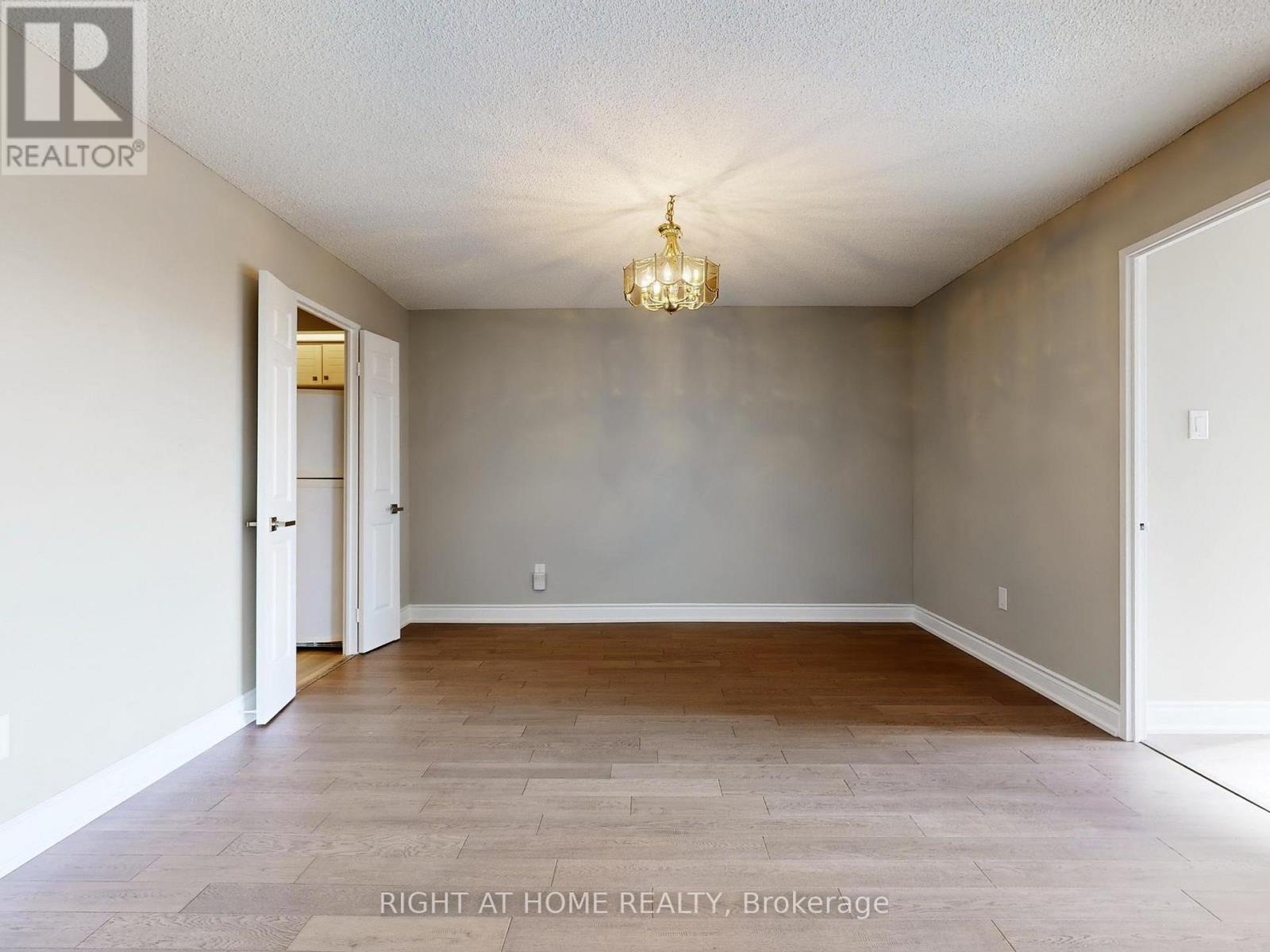 606 - 33 Elmhurst Avenue, Toronto, Ontario  M2N 6G8 - Photo 13 - C12575256