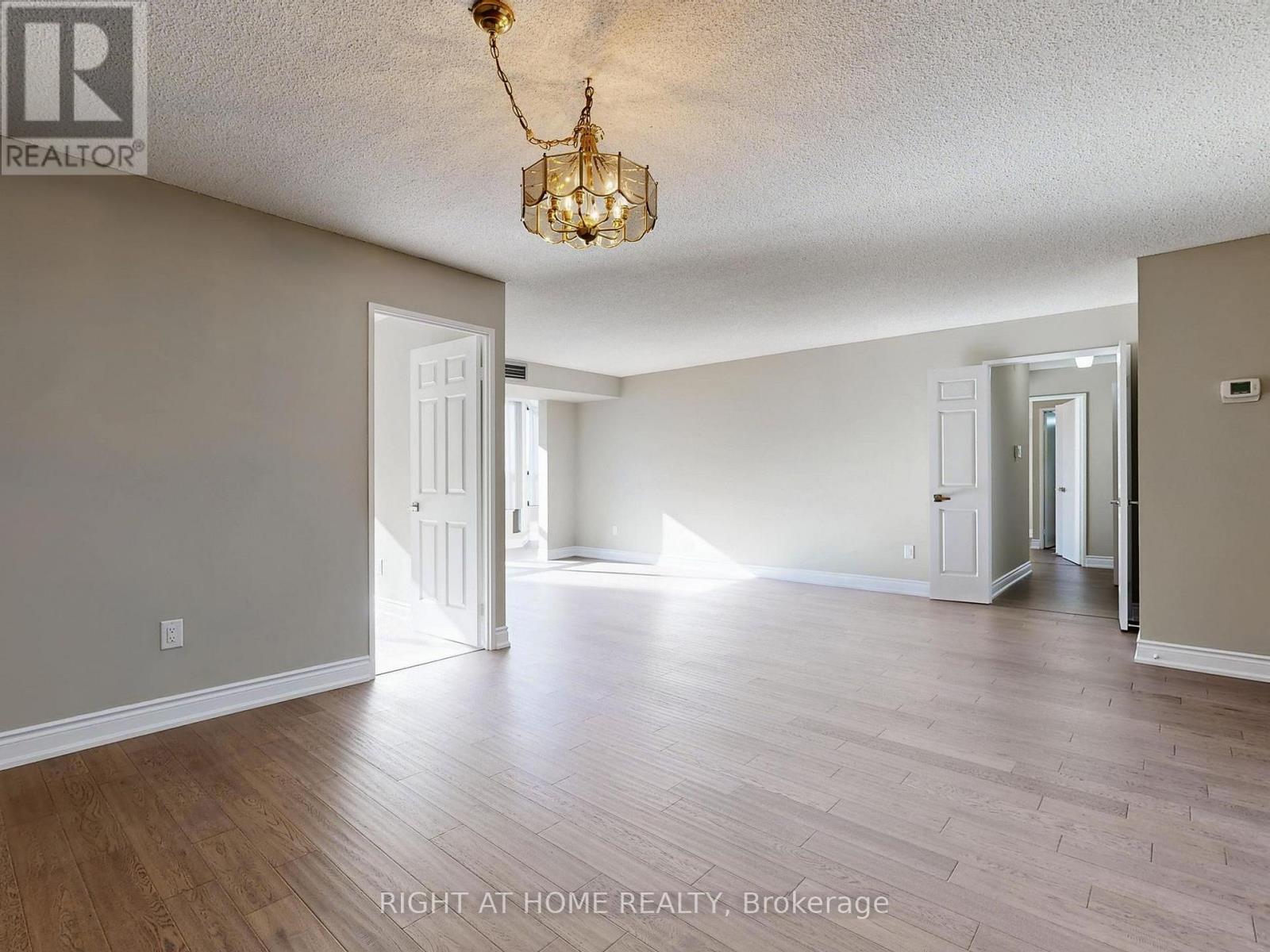 606 - 33 Elmhurst Avenue, Toronto, Ontario  M2N 6G8 - Photo 14 - C12575256