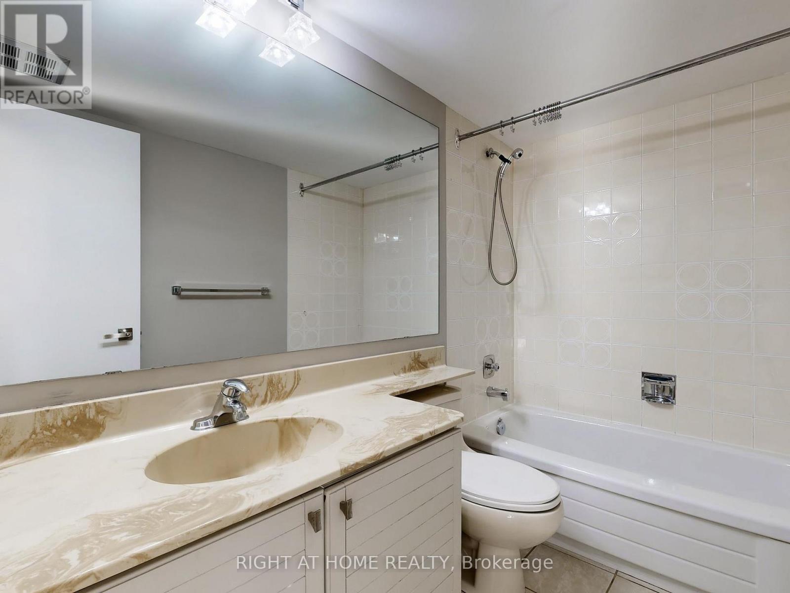 606 - 33 Elmhurst Avenue, Toronto, Ontario  M2N 6G8 - Photo 35 - C12575256