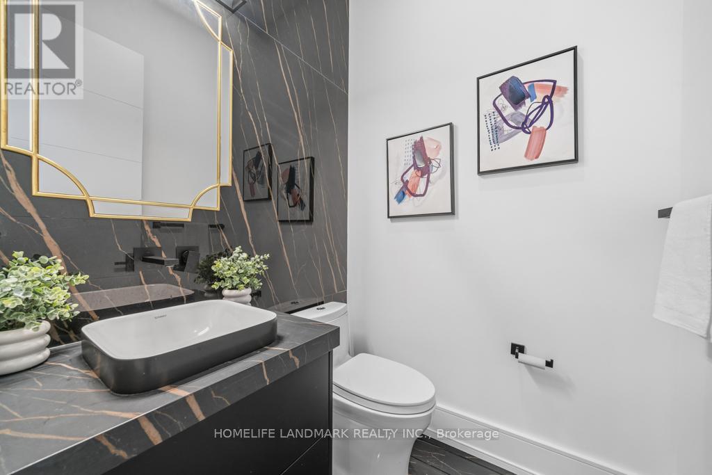 253 Cranbrooke Avenue, Toronto, Ontario  M5M 1M8 - Photo 18 - C12575302