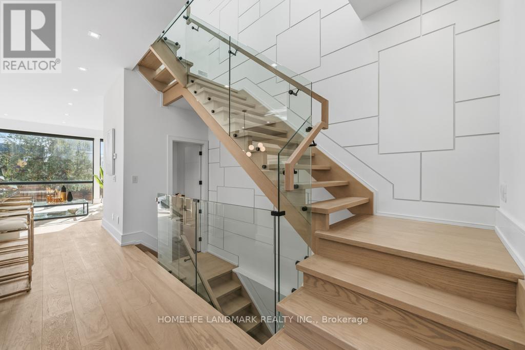 253 Cranbrooke Avenue, Toronto, Ontario  M5M 1M8 - Photo 8 - C12575302