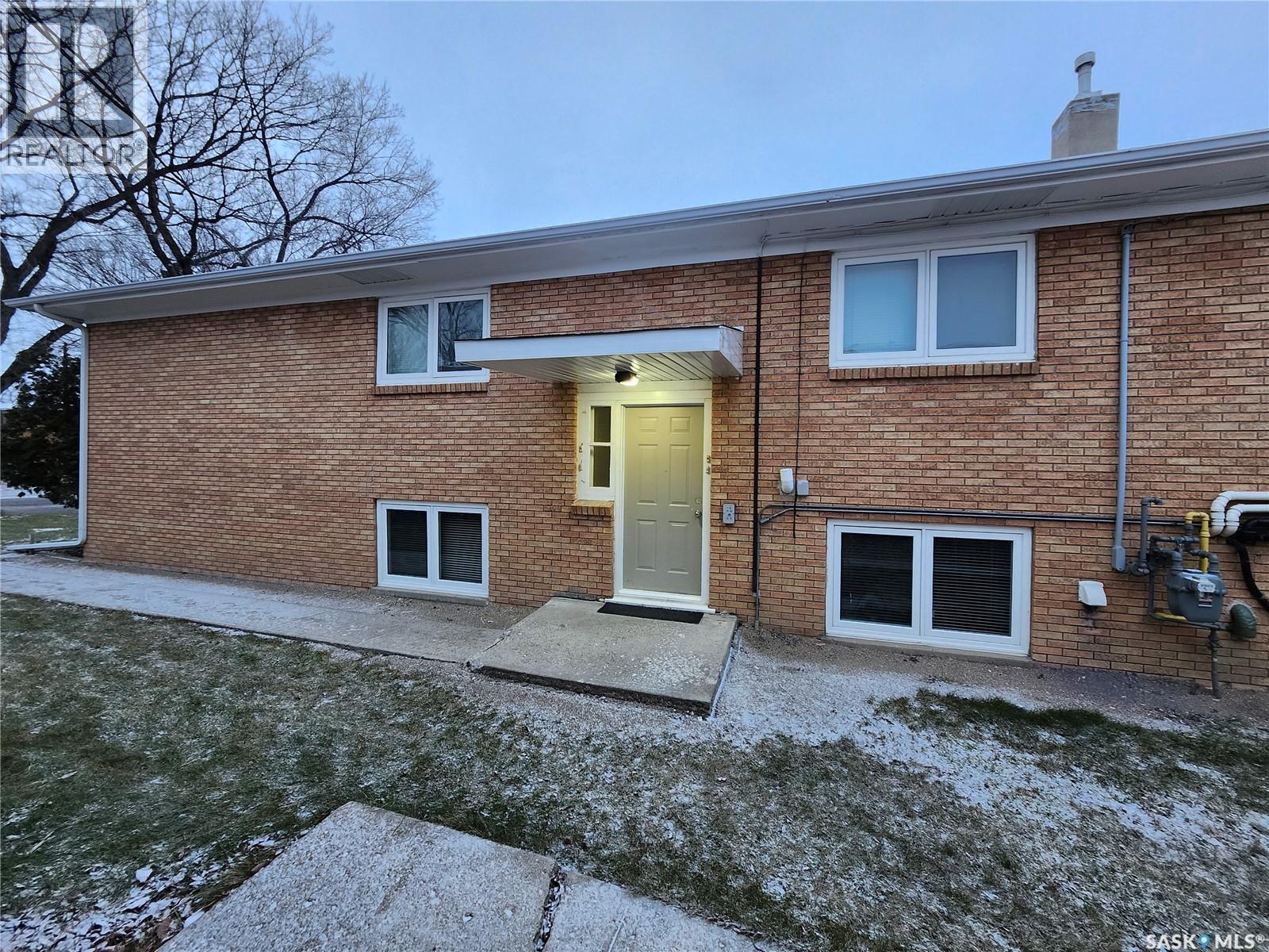 3920 Retallack Street, Regina, Saskatchewan  S4S 3B9 - Photo 2 - SK024659