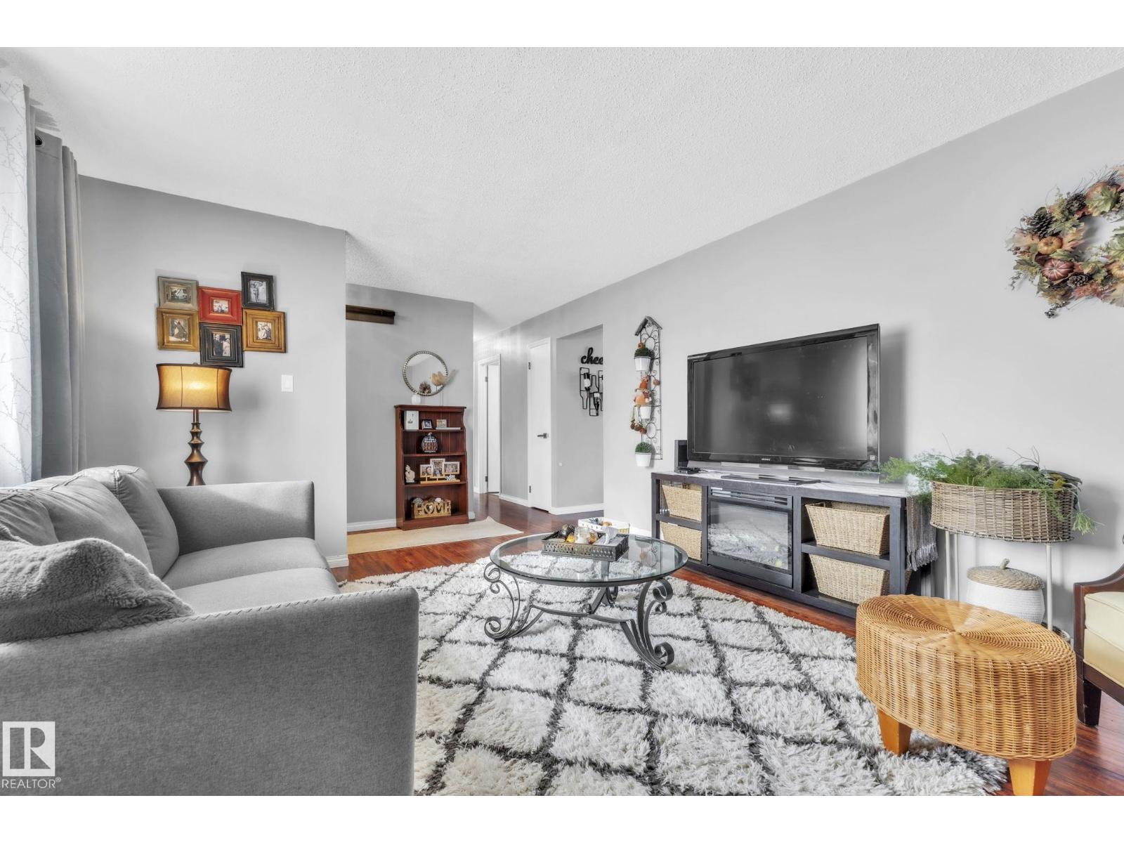 10606 97 Av, Morinville, Alberta  T8R 1E4 - Photo 10 - E4463201