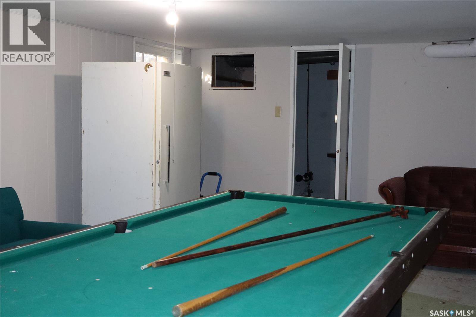 203 5th Avenue W, Assiniboia, Saskatchewan  S0H 0B0 - Photo 17 - SK024630