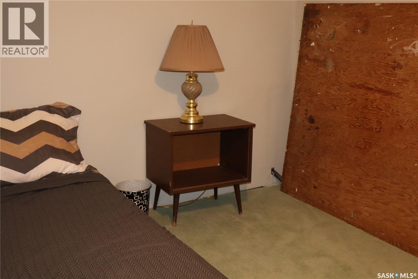 203 5th Avenue W, Assiniboia, Saskatchewan  S0H 0B0 - Photo 18 - SK024630