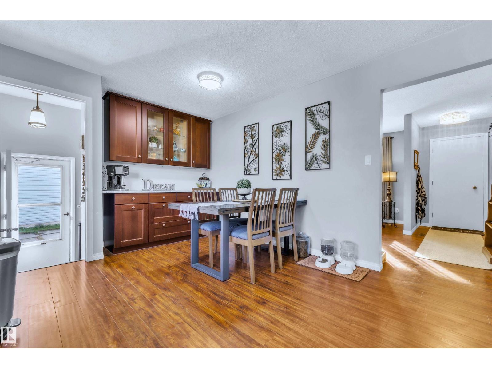 10606 97 Av, Morinville, Alberta  T8R 1E4 - Photo 11 - E4463201