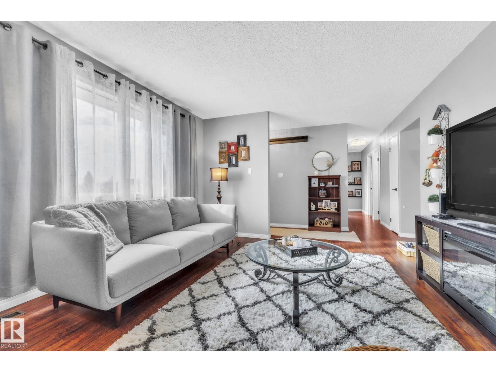 10606 97 Av, Morinville, Alberta  T8R 1E4 - Photo 9 - E4463201