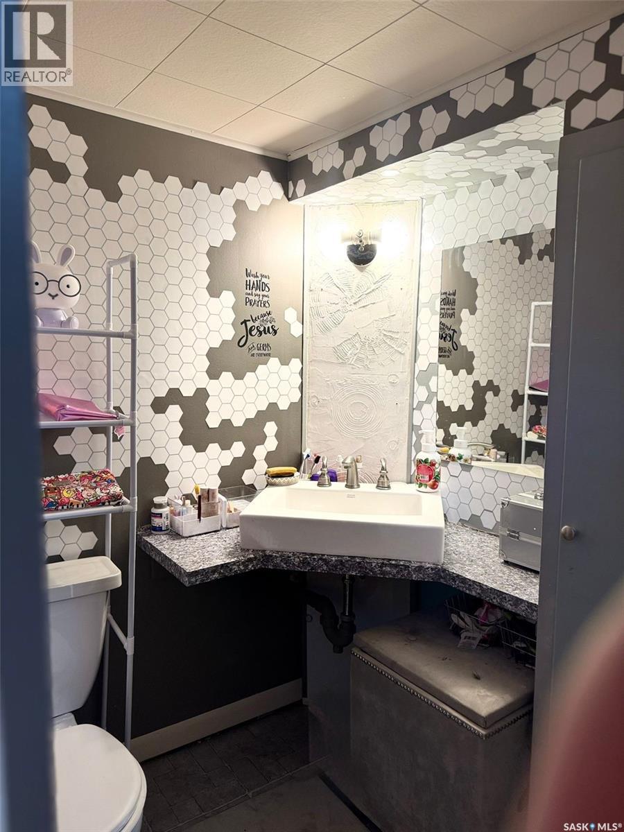 1515 2nd Street, Estevan, Saskatchewan  S4A 0M7 - Photo 21 - SK024640