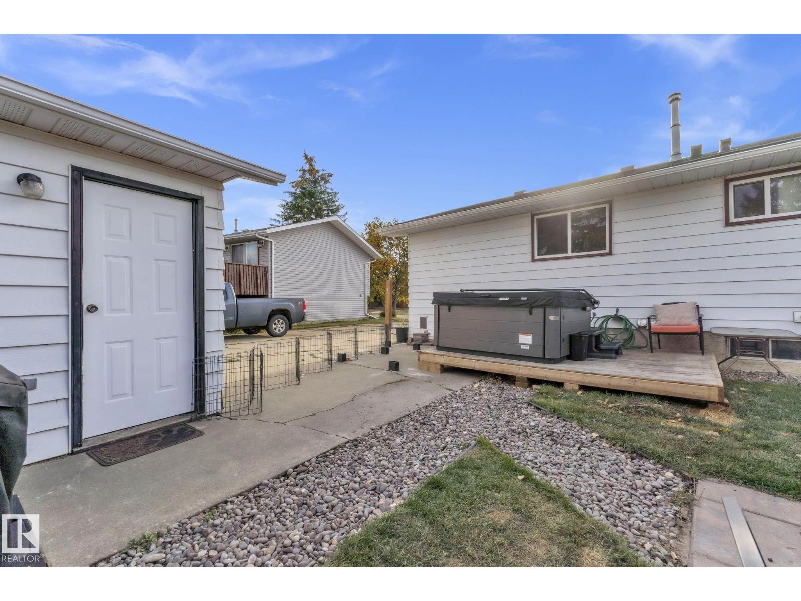 10606 97 Av, Morinville, Alberta  T8R 1E4 - Photo 48 - E4463201