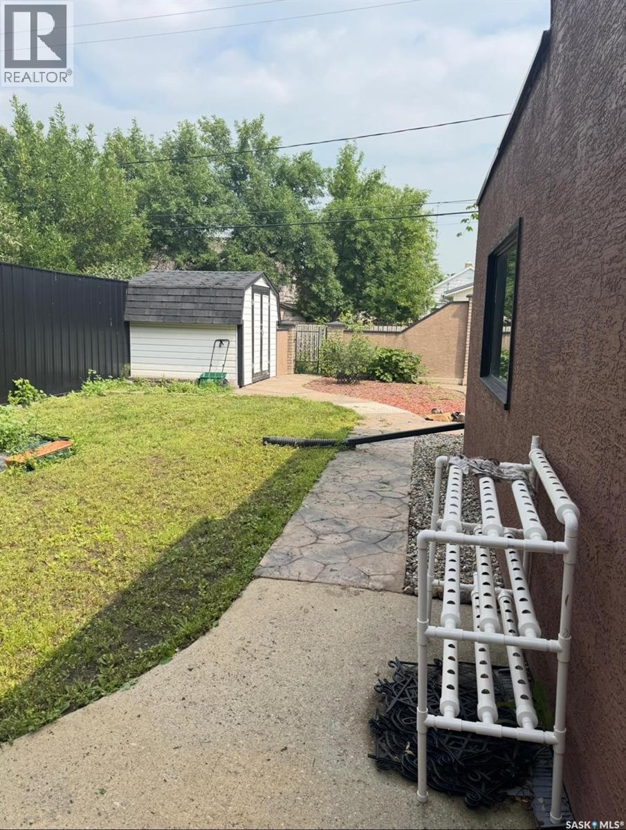 1515 2nd Street, Estevan, Saskatchewan  S4A 0M7 - Photo 8 - SK024640