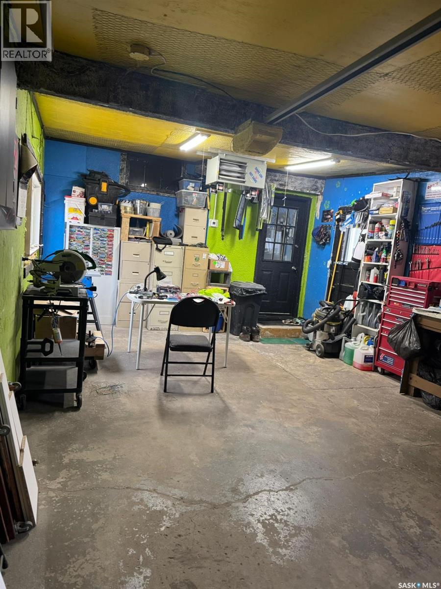 1515 2nd Street, Estevan, Saskatchewan  S4A 0M7 - Photo 47 - SK024640