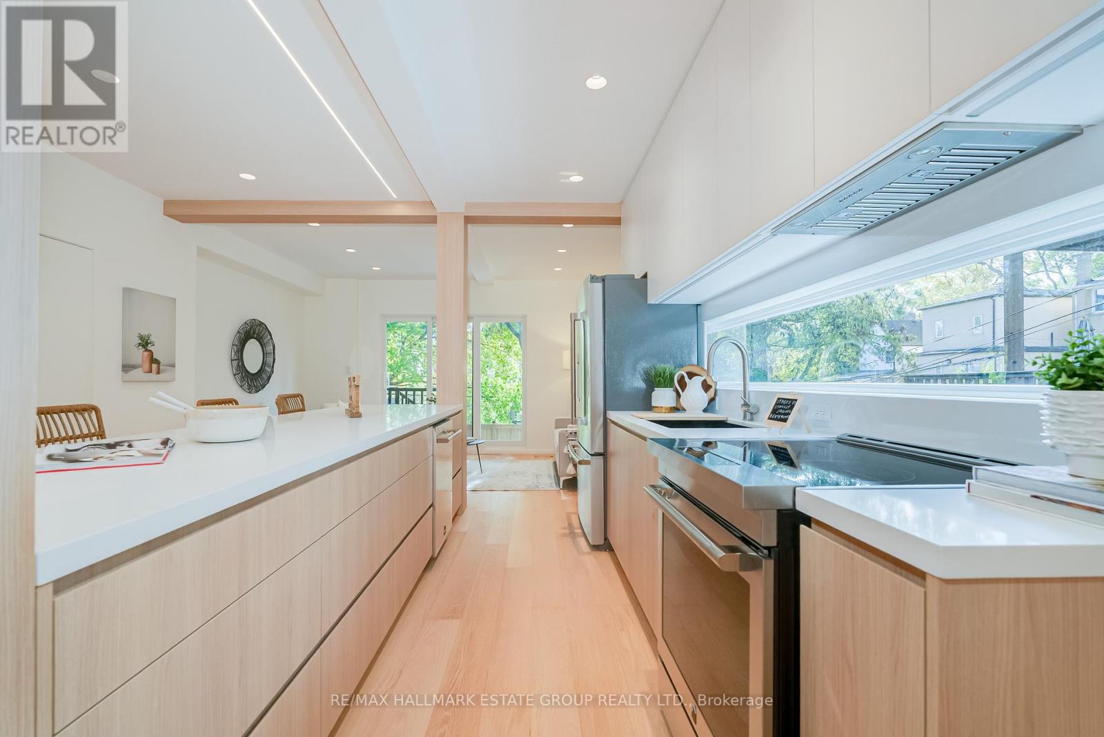 7 Ivy Avenue, Toronto, Ontario  M4L 2H6 - Photo 12 - E12575204