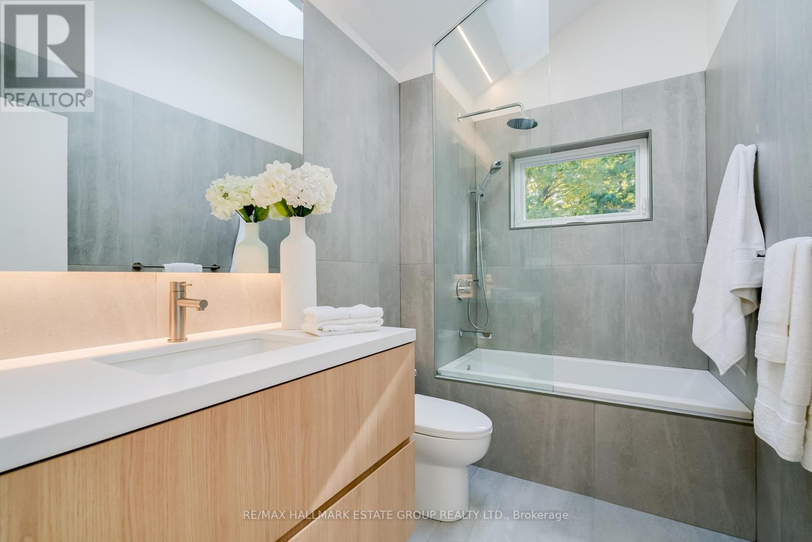 7 Ivy Avenue, Toronto, Ontario  M4L 2H6 - Photo 27 - E12575204