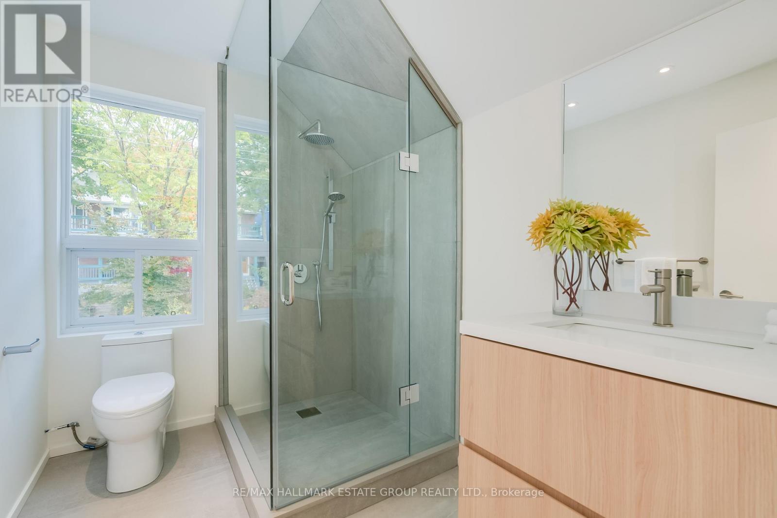 7 Ivy Avenue, Toronto, Ontario  M4L 2H6 - Photo 32 - E12575204