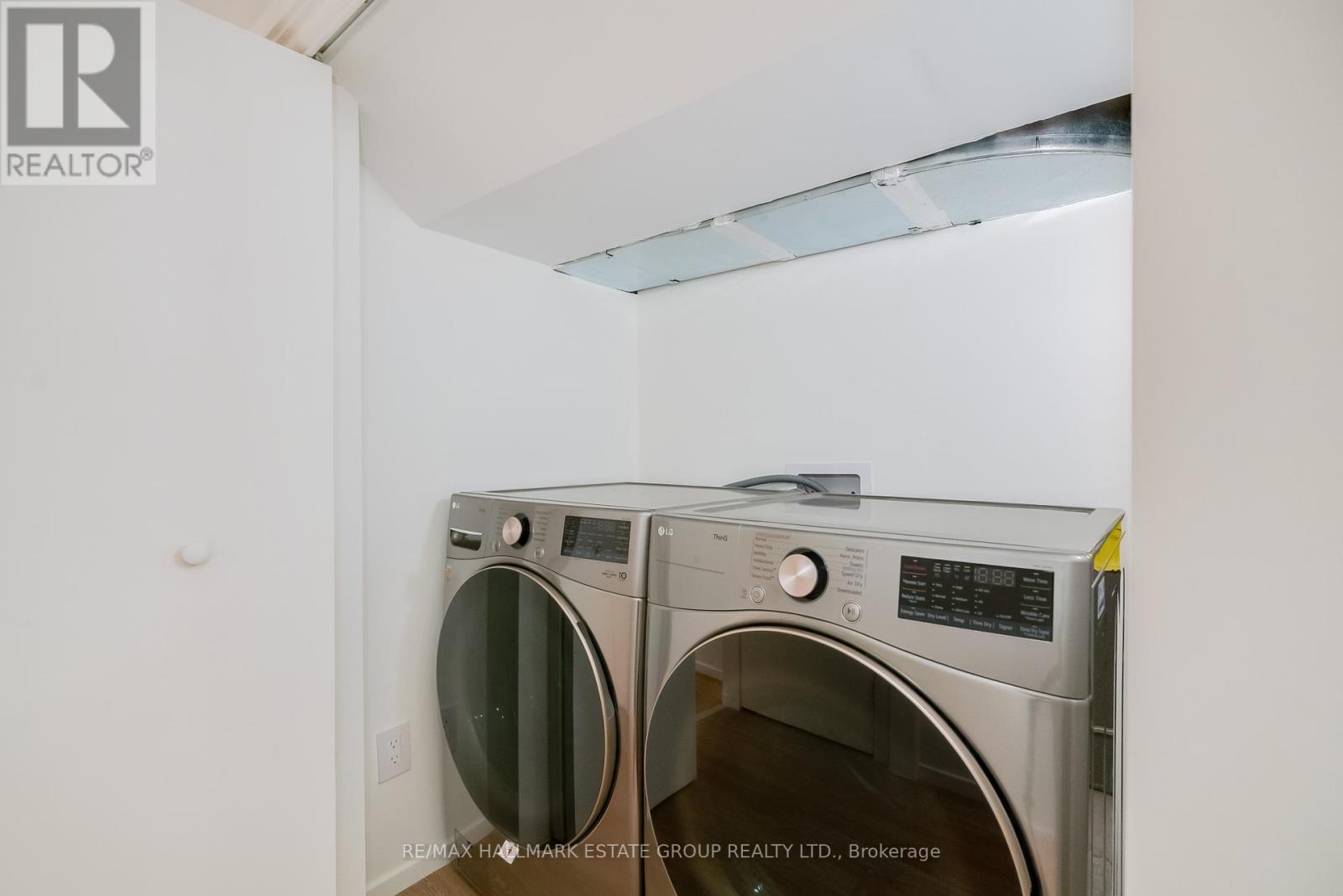 7 Ivy Avenue, Toronto, Ontario  M4L 2H6 - Photo 44 - E12575204