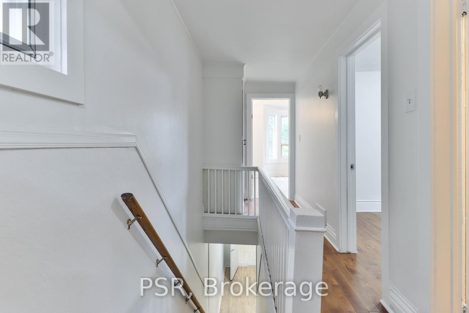 212 Coxwell Avenue, Toronto, Ontario  M4L 3B2 - Photo 15 - E12575250