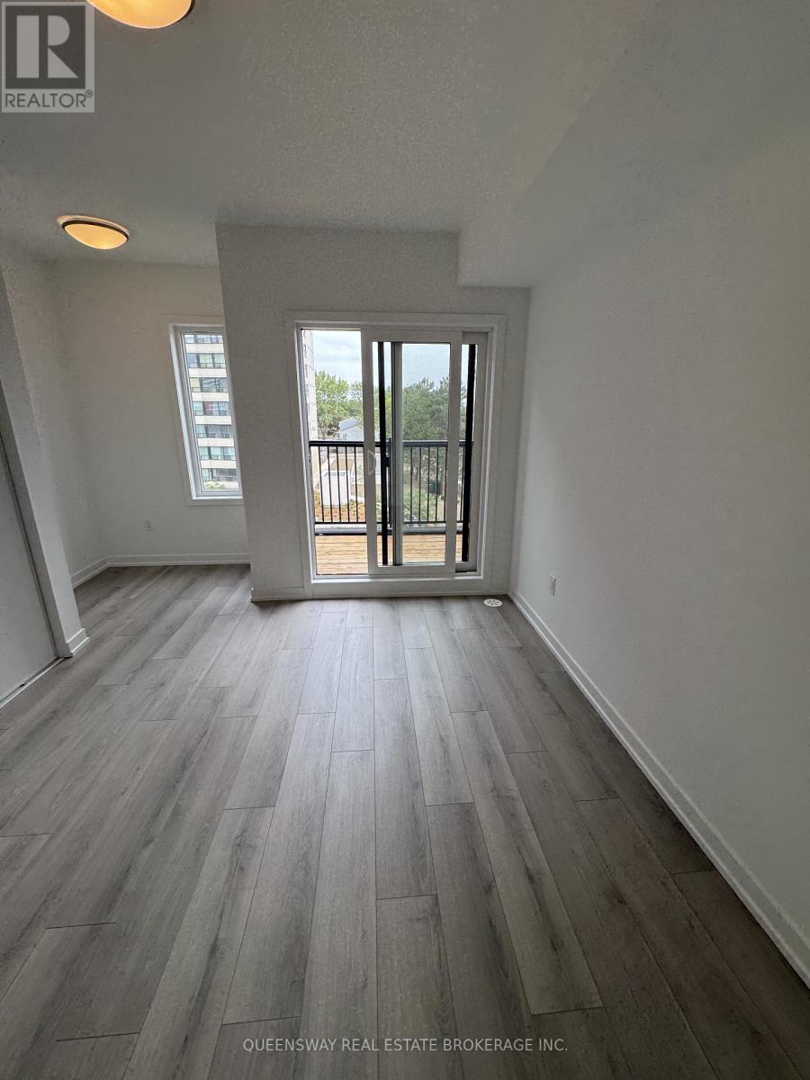 3079 Pharmacy Avenue, Toronto, Ontario  M1T 1H8 - Photo 6 - E12575264