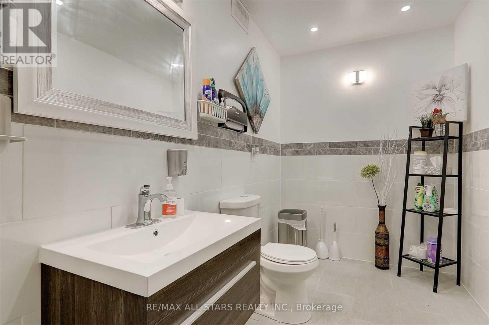 202a - 715 Queen Street E, Toronto, Ontario  M4M 1H1 - Photo 10 - E12575316