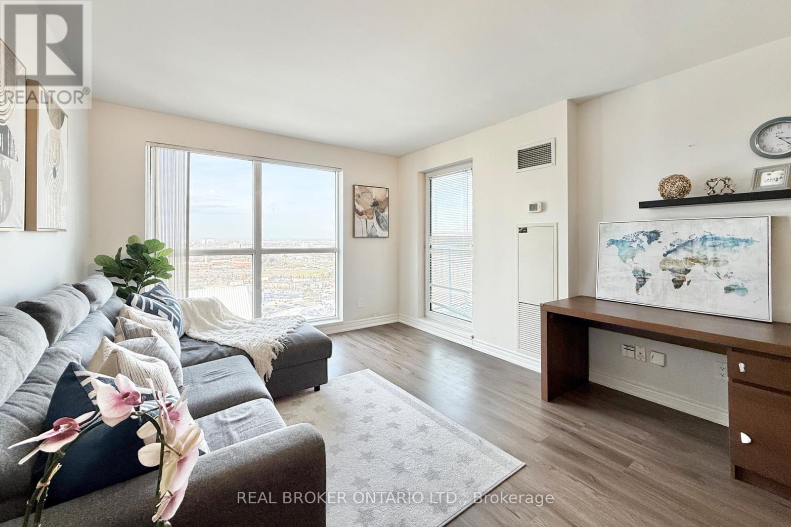 2703 - 60 Town Centre Court, Toronto, Ontario  M1P 0B1 - Photo 4 - E12575318