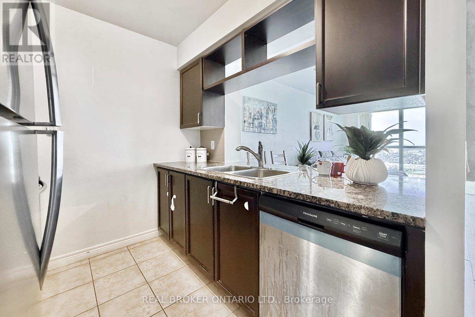 2703 - 60 Town Centre Court, Toronto, Ontario  M1P 0B1 - Photo 8 - E12575318