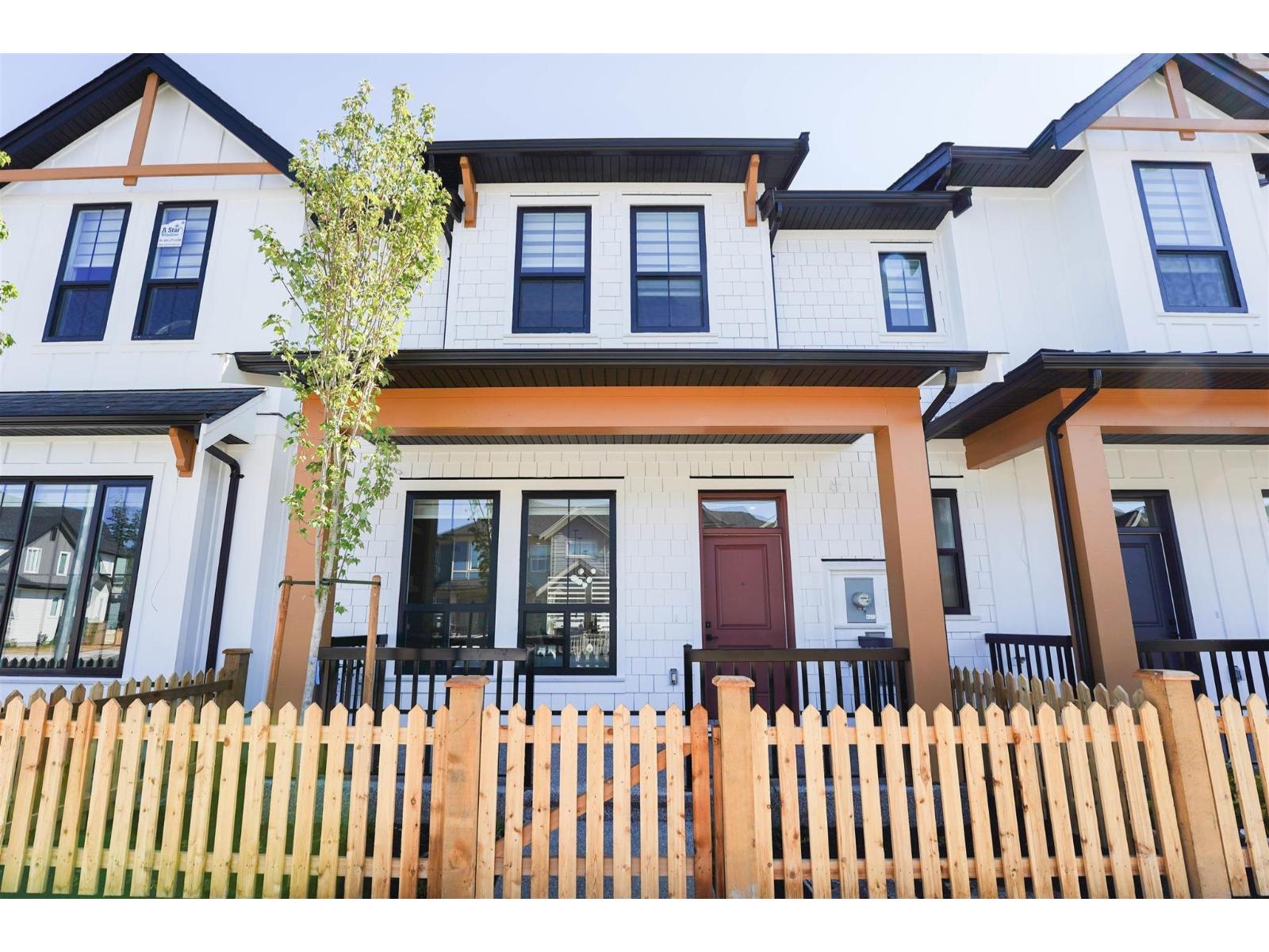 20482 76 Avenue, Langley, British Columbia  V3S 2H2 - Photo 1 - R3069696