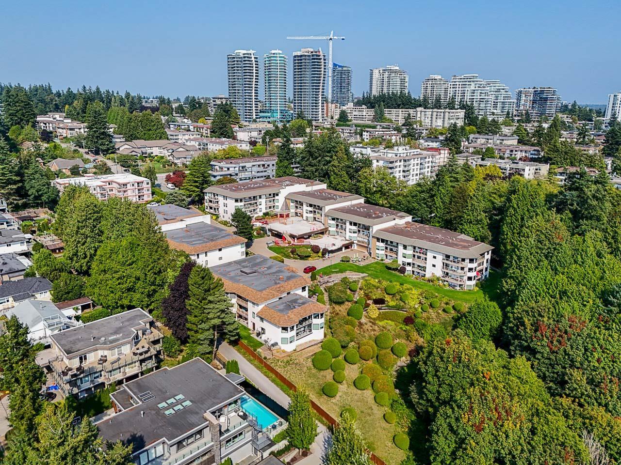 519 1350 Vidal Street, White Rock, British Columbia  V4B 5G6 - Photo 36 - R3069685