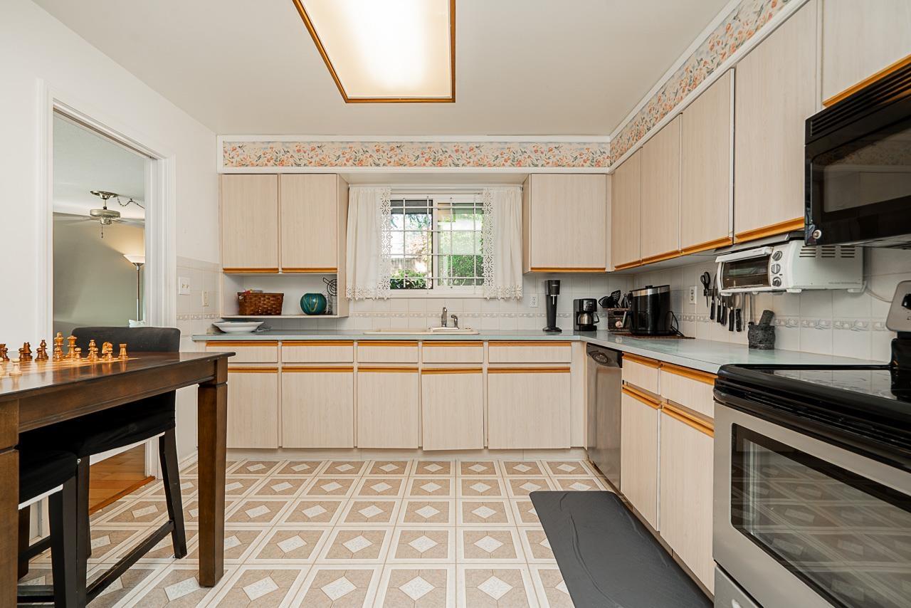 519 1350 Vidal Street, White Rock, British Columbia  V4B 5G6 - Photo 14 - R3069685