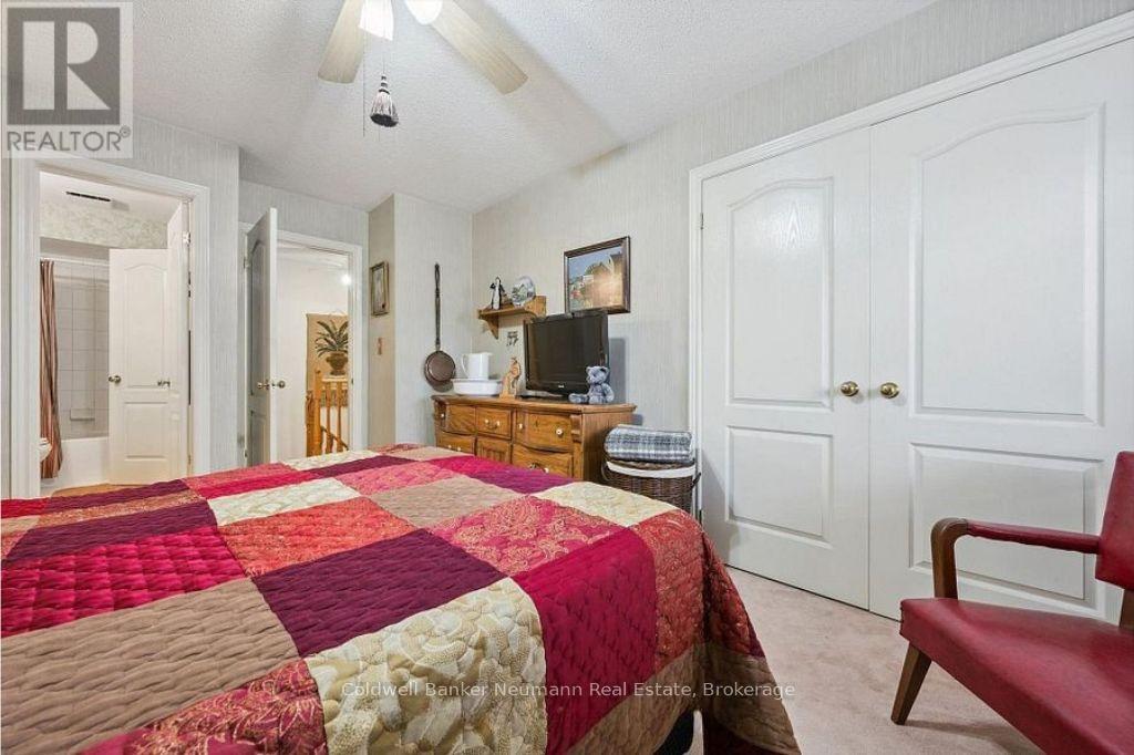 13 Pressed Brick Drive, Brampton, Ontario  L6V 4K8 - Photo 16 - W12573056