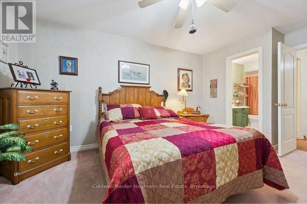 13 Pressed Brick Drive, Brampton, Ontario  L6V 4K8 - Photo 15 - W12573056