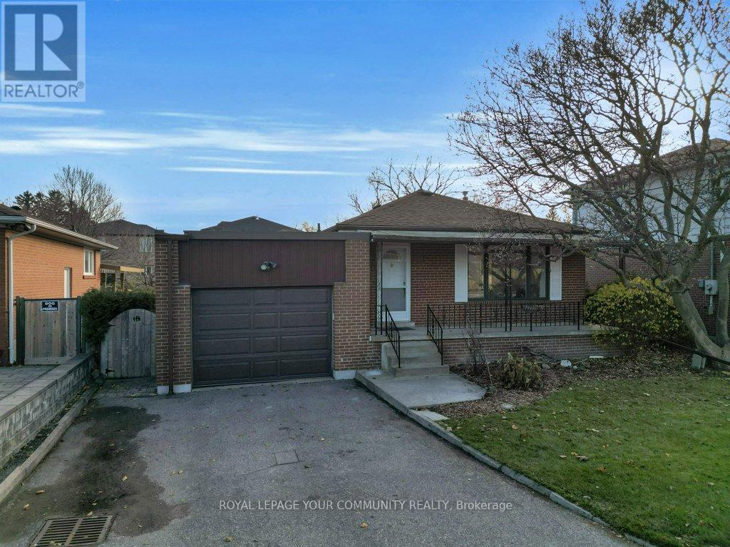 81 CLARK AVENUE, Markham, Ontario