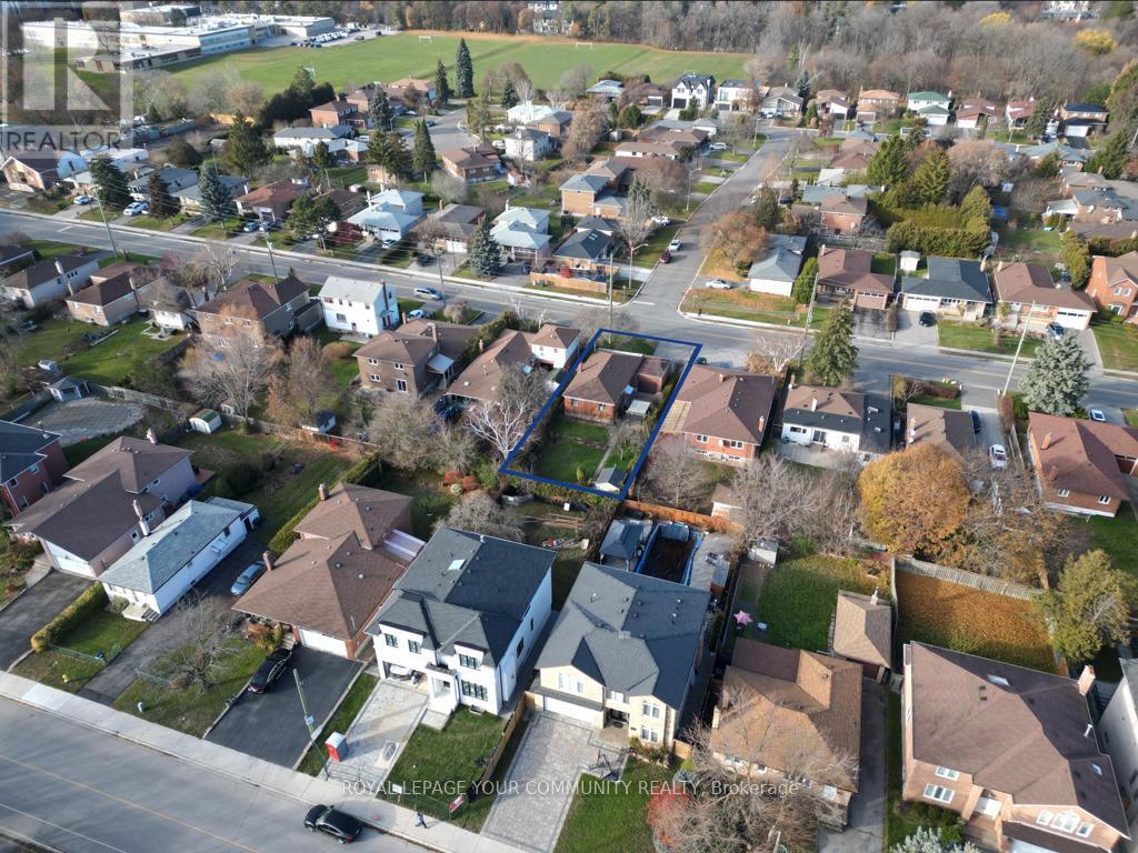 81 Clark Avenue, Markham, Ontario  L3T 1S7 - Photo 3 - N12575118