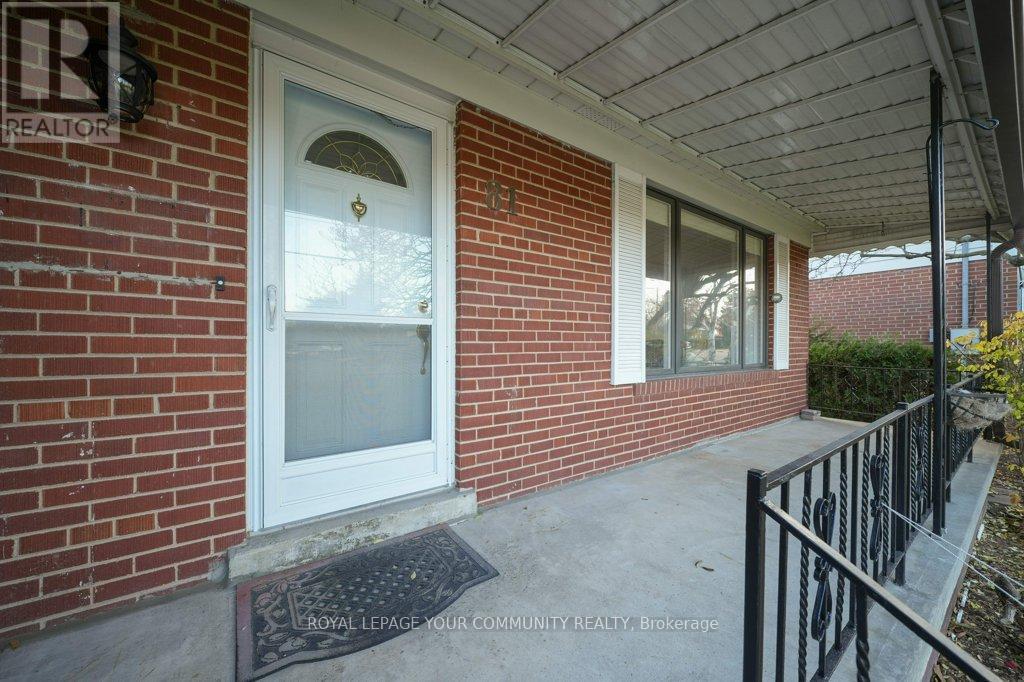 81 Clark Avenue, Markham, Ontario  L3T 1S7 - Photo 4 - N12575118