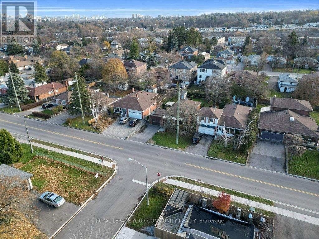 81 Clark Avenue, Markham, Ontario  L3T 1S7 - Photo 42 - N12575118