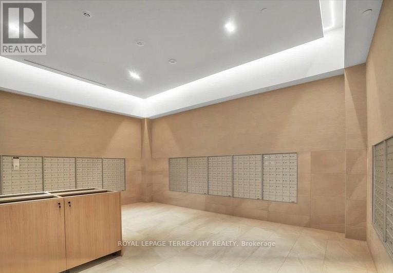 1918 - 8960 Jane Street, Vaughan, Ontario  L4K 2M9 - Photo 33 - N12575162