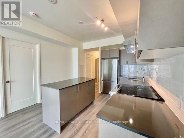 1918 - 8960 Jane Street, Vaughan, Ontario  L4K 2M9 - Photo 8 - N12575162