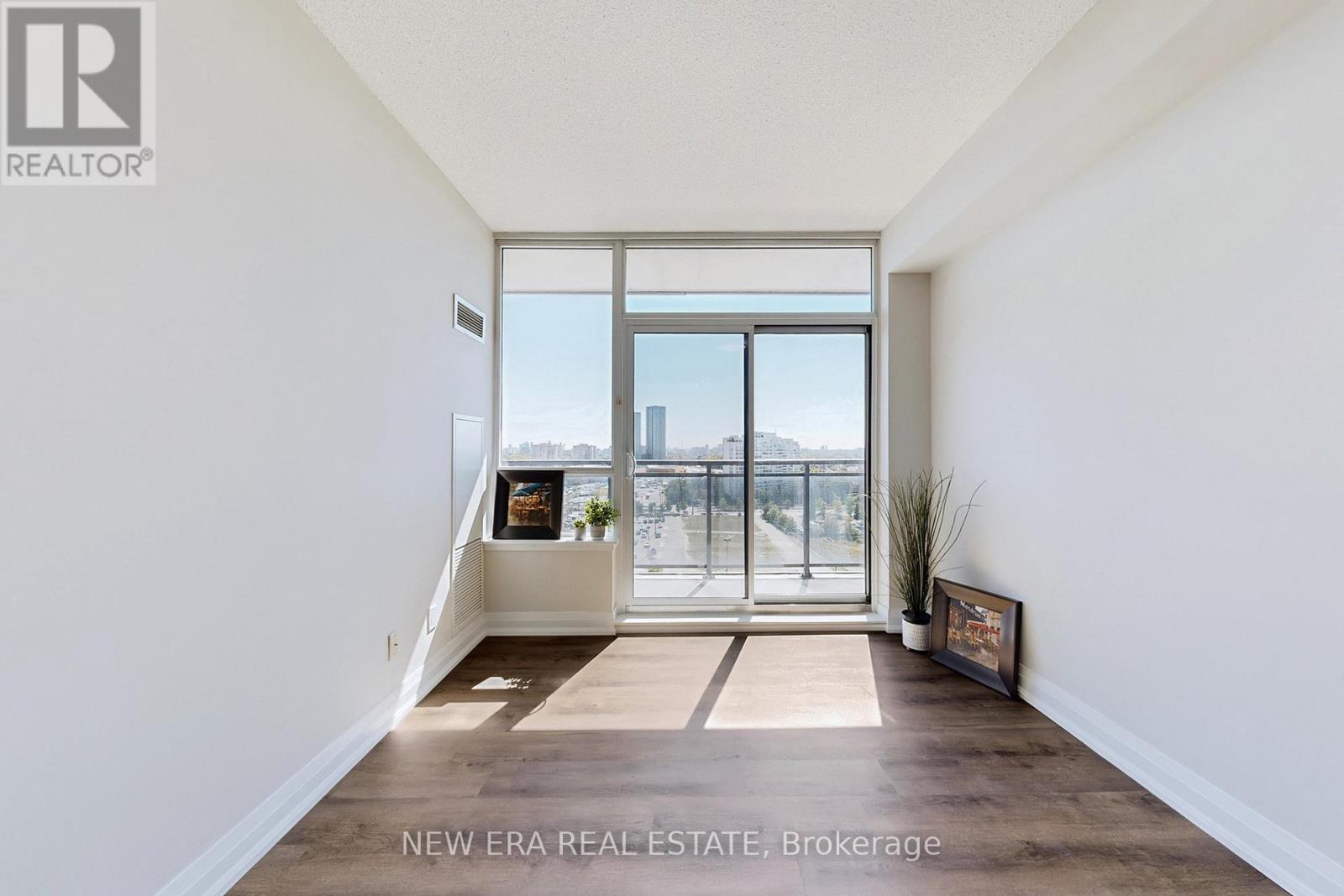 1206 - 75 North Park Road, Vaughan, Ontario  L4J 0H8 - Photo 12 - N12575186