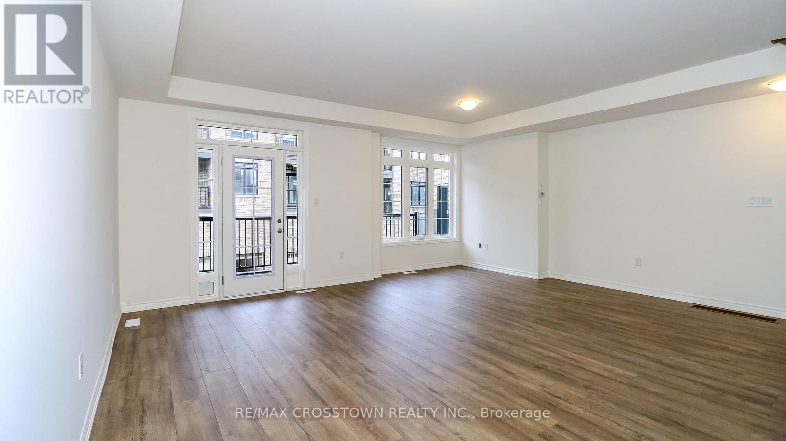 Unit 21 - 2023 Matteer Court, Innisfil, Ontario  L9S 4T9 - Photo 13 - N12575224