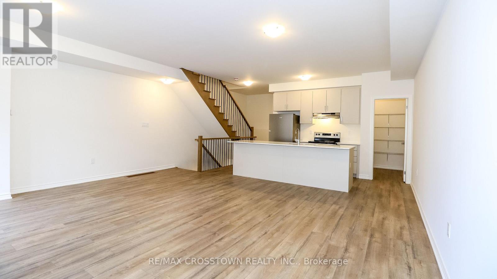 Unit 21 - 2023 Matteer Court, Innisfil, Ontario  L9S 4T9 - Photo 16 - N12575224